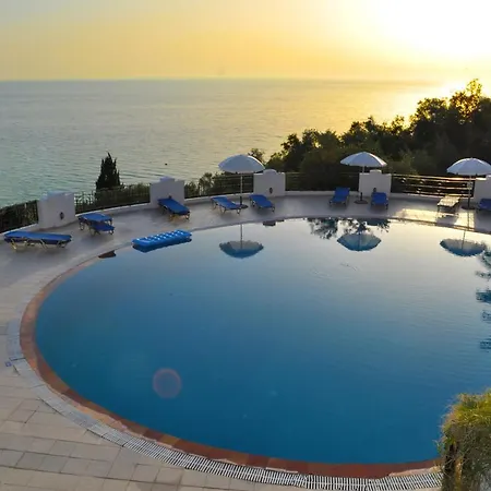 Maria With Pool - Agios Gordios Beach, Corfu アギオス・ゴルディオス